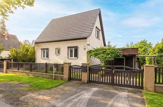 Einfamilienhaus kaufen in 15732 Schulzendorf, Mit Keller, Einbauküche, Rollläden, Solaranlage, Tiefgarage u.v.m.: Einfamilienhaus in Schulzendorf