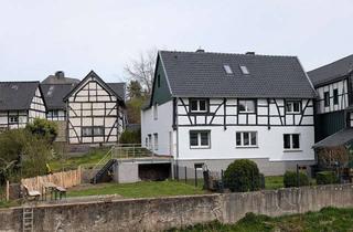 Haus mieten in Oleftal 15, 53937 Schleiden, Charmantes Fachwerkhaus im historischen Ortskern Schleiden-Olef