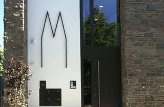 Immobilie mieten in Kadettenstraße 1 a, 51429 Bergisch Gladbach, Wohnen am Schloss Bensberg – Stilvolle, komplett möblierte 2-Zimmer-Wohnung mit Terrasse