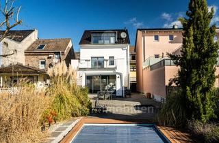 Einfamilienhaus kaufen in 53721 Siegburg, Modernisiertes freistehendes Einfamilienhaus mit Blick auf den Michaelsberg in Siegburg Wolsdorf!