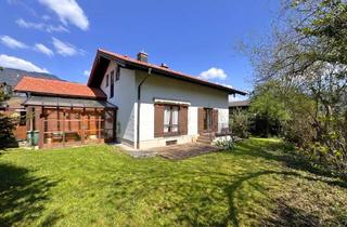 Einfamilienhaus kaufen in 83435 Bad Reichenhall, Kleines teilrenoviertes Ein- bis Zweifamilienhaus in ruhiger Randlage