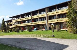Wohnung kaufen in 83334 Inzell, Inzell: *Freizeit- & Urlaubsparadies* Charmante, renovierte & möblierte Ferienwohnung mit Pool, Wellness & Fitnessbereich (Berge & Erholung inklusiv)