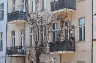 Wohnung kaufen in Lasdehner Straße 26, 10243 Berlin, Helle Altbau-Whg. 2 Balkone Berlin (Friedrichshain) ohne Makler
