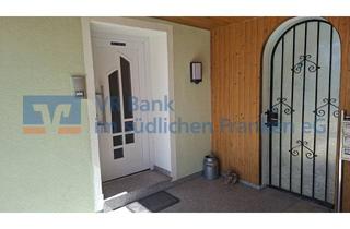 Haus kaufen in 91555 Feuchtwangen, Stabile Einnahmen trifft Werterhalt – modernisiertes 3-Familienhaus