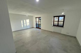 Wohnung kaufen in 86529 Schrobenhausen, Schrobenhausen - Erdgeschosswohnung 1 Zi mit Terrasse und Garten