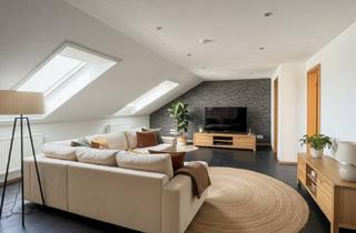 Wohnung kaufen in 48317 Drensteinfurt, Drensteinfurt - Helle 2-Zimmer-Wohnung im Dachgeschoss eines gepflegten Dreifamilienhauses!