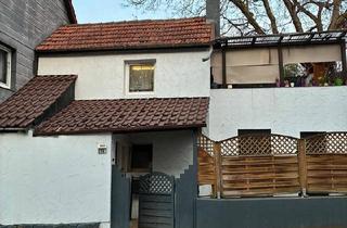 Haus kaufen in 70825 Korntal-Münchingen, Korntal-Münchingen - Vermietete 1-2 Familienhaus