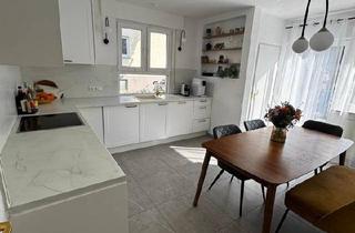 Wohnung kaufen in 73207 Plochingen, Plochingen - 4 Zimmer Wohnung Zentral & Provisionsfrei inkl. Einbauküche