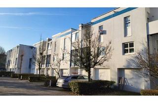 Haus kaufen in 65197 Wiesbaden, Wiesbaden - RMH mit Garage, 2 Balkonen, Garten und Terrasse