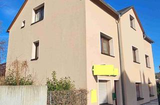 Mehrfamilienhaus kaufen in 09366 Stollberg, Stollberg (Erzgebirge) - Mehrfamilienhaus mit Nebengebäude und 2 Garagen