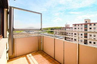 Penthouse kaufen in 71735 Eberdingen, Penthouse-Wohnung mit Weitblick, Balkon, Aufzug und TG-Stellplatz in ruhiger Lage von Hochdorf