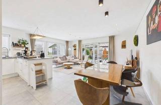 Wohnung kaufen in 78655 Dunningen, Wohnen wie im eigenen Haus – Erdgeschosswohnung mit Garten und eigener PV-Anlage