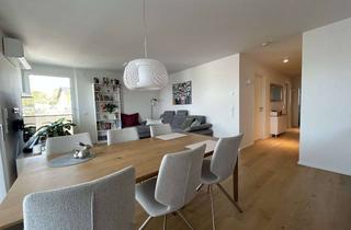 Wohnung kaufen in 71334 Waiblingen, Exklusive 4-Zimmer Dachgeschosswohnung über den Dächern der Altstadt