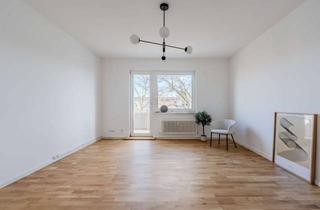 Wohnung kaufen in Bruchwitzstraße 14b, 12247 Lankwitz, Sonnenverwöhntes Apartment mit Balkon – provisionsfrei