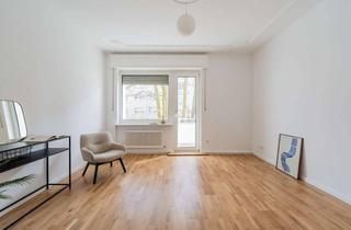 Wohnung kaufen in Dürkheimer Straße, 12247 Lankwitz, Saniert mit Balkon & Gewährleistung