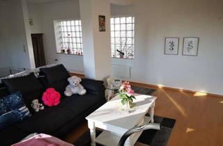 Wohnung mieten in Neuenhainer 30, 65812 Bad Soden, Geschmackvolle 3-Raum-Wohnung mit Balkon und EBK in Bad Soden / Ts.