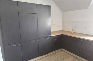 Wohnung mieten in Hauptstraße 71, 69207 Sandhausen, Alltagstaugliche 3-Zimmer-Dachwohnung in Sandhausen