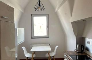 Wohnung mieten in Hauptstrasse 113, 68259 Feudenheim, 52+30qm: Teilmöblierte 3ZKB Altbauwohnung in Feudenheim