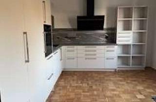 Wohnung mieten in Alte Nürnberger Straße 56, 93049 Westenviertel, Zuhause mit 3 Zimmern in Regensburg