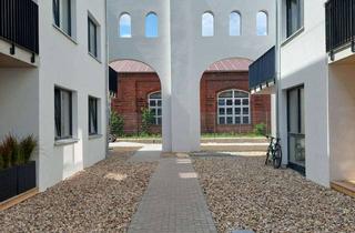 Wohnung mieten in Kapellenstraße 7a, 39104 Buckau, 4 Zimmer Wohnung mit Balkon im historischen Baudenkmal