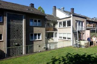 Wohnung mieten in Staasstraße 29, 42369 Ronsdorf, Schöne 3-Zimmer-Wohnung in Wuppertal-Ronsdorf, zentral gelegen