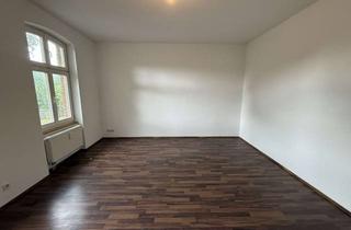 Wohnung mieten in Freiherr-Von-Loeben-Straße 28, 15749 Mittenwalde, Wohnen mit Charme: 2-Zimmer-Wohnung im Altbau mit Stellplatz
