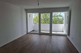 Wohnung mieten in Pirolweg 36b, 52223 Stolberg, Charmante & renovierte 3-Zi.-Wohnung mit Balkon