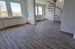 Wohnung mieten in Am Stadtfeld 16, 39218 Schönebeck, Wohnen im Maisonette-Stil / 4-Zimmer-Wohntraum