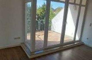 Wohnung mieten in Lohkamp 40, 30855 Langenhagen, Helle 4-Zimmer-Wohnung mit Balkon in Langenhagen