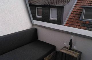 Wohnung mieten in Bonifazstraße, 50968 Bayenthal, 2-Zimmer-Maisonette mit Balkon und 40 qm Dachterrasse