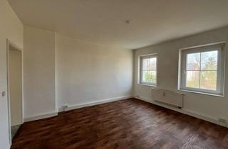 Wohnung mieten in Hauptstraße 2b, 03149 Groß Schacksdorf-Simmersdorf, * helle 2- Zimmerwohnung in Grünen *