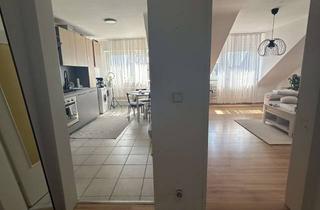 Wohnung mieten in 68723 Oftersheim, Helle und großzügige Dachgeschosswohnung in ruhiger Lage – ideal für Singles oder Paare