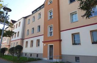 Wohnung mieten in Huttenstraße 10, 06842 Innenstadt, Geräumige 2 Zimmer Wohnung mit Balkon