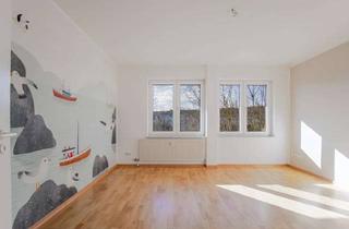 Wohnung mieten in 14542 Werder (Havel), 4 Zimmer Etagenwohnung mit Blick ins Grüne und viel Platz für eine neue Familie.