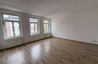 Wohnung mieten in Bahnhofstraße 60, 08056 Zwickau, Große Drei-Raum-Wohnung mit Balkon in zentraler Lage - Zwickau