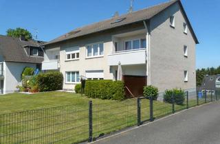 Wohnung mieten in Im Oberfeld 33, 51381 Bergisch Neukirchen, 3-Zimmer-Erdgeschosswohnung mit Terrasse, Balkon, Keller und Garage in Leverkusen-Pattscheid