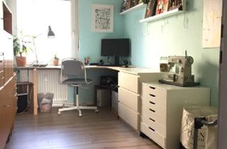 Wohnung mieten in Ratsherrnweg 20, 45130 Rüttenscheid, Helle 2,5 Zimmer Whng. mit Balkon & Keller in Essen Süd