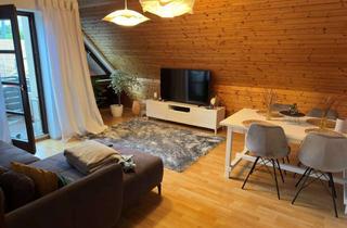 Wohnung mieten in Hofstetter Straße, 77716 Haslach, Zentrale 3-Zimmer DG-Wohnung (ca. 80 m²) mit Balkon & TG-Stellplatz in Haslach i. K.