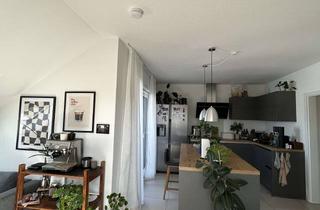 Wohnung mieten in 32120 Hiddenhausen, Moderne 2,5-Zimmer-Dachgeschosswohnung mit Loggia in Hiddenhausen (Grenze Herford)