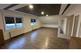 Wohnung mieten in Am Hopfberge, 99444 Blankenhain, Geräumige 4-Zimmer-Wohnung in Blankenhain