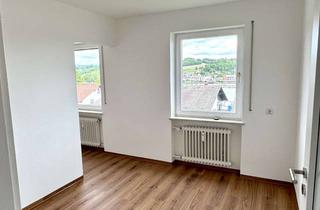 Wohnung mieten in 94036 Heining, Charmante 4-Zimmer Wohnung Obergeschoss eines zweifamilienhauses in Passau-Heining, modernisiert