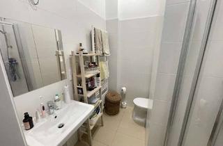 Wohnung mieten in 42103 Elberfeld, Charmante 2-Zi.-Altbauwohnung im Luisenviertel mit EBK & Parkett