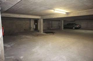 Garagen mieten in 10829 Schöneberg, Tiefgaragenstellplatz für Kleinwagen – Anfragen bitte per E-Mail