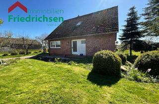 Einfamilienhaus kaufen in 25842 Langenhorn, Solides Einfamilienhaus mit viel Potenzial - Möglichkeit für Mehrgenerationswohnen