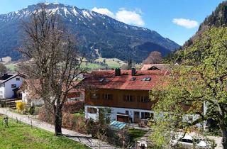 Haus kaufen in 87459 Pfronten, Familienfreundliches Reihenendhaus in Bestlage mit Bergblick und sonnigem Garten in Pfronten