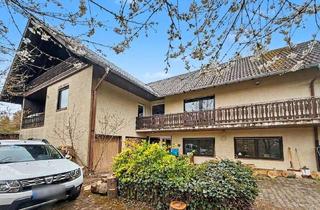 Haus kaufen in 36325 Feldatal, Viel Raum für Ideen: Wohnhaus mit 3 Einliegerwohnungen in Feldatal-Schellnhausen