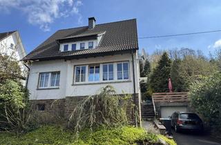 Einfamilienhaus kaufen in 57080 Siegen, Einfamilienhaus mit schönem Garten in Siegen-Eiserfeld