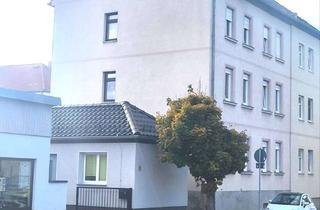 Mehrfamilienhaus kaufen in 04613 Lucka, Mehrfamilienhaus mit 3 vermieteten Wohnungen in zentraler Lage von 04613 Lucka zu verkaufen.