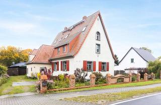 Haus kaufen in 15345 Altlandsberg, Mit Keller, zwei Einbauküchen, Kamin, großem Nebengebäude usw.: Ein-/Zweifamilienhaus in Gielsdorf