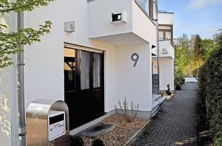 Haus kaufen in Steinmetzstraße, 65931 Sindlingen, Großzügiges Reihenendhaus mit außergewöhnlich viel Platz in Split-Level-Bauweise!